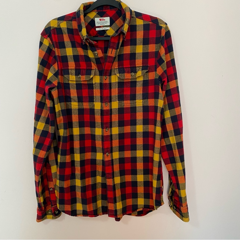 Fjallraven men’s Skog cotton flannel button down plaid shirt